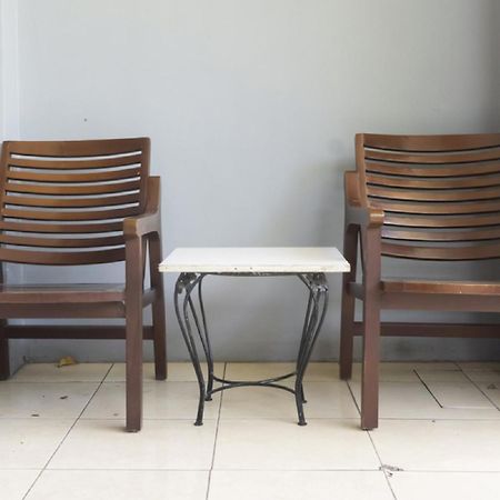 Reddoorz Near Widya Mandala University Surabaya Ngoại thất bức ảnh